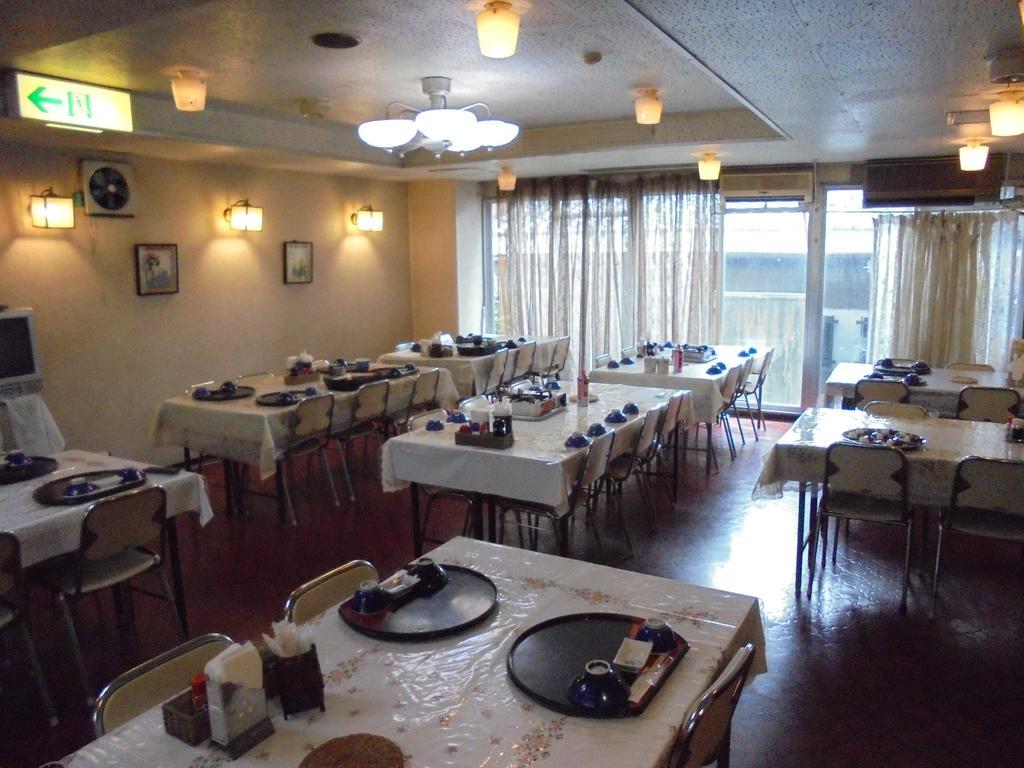 Yoshino Ryokan Osaka Bagian luar foto